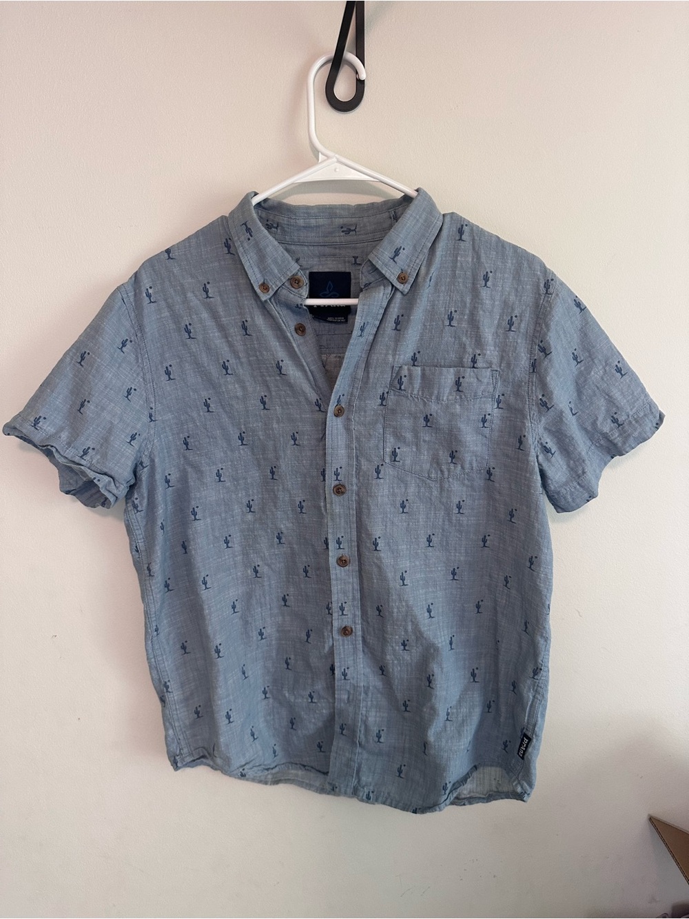 Prana Light Blue Short-Sleeve Button-Down Shirt with Navy cactus print